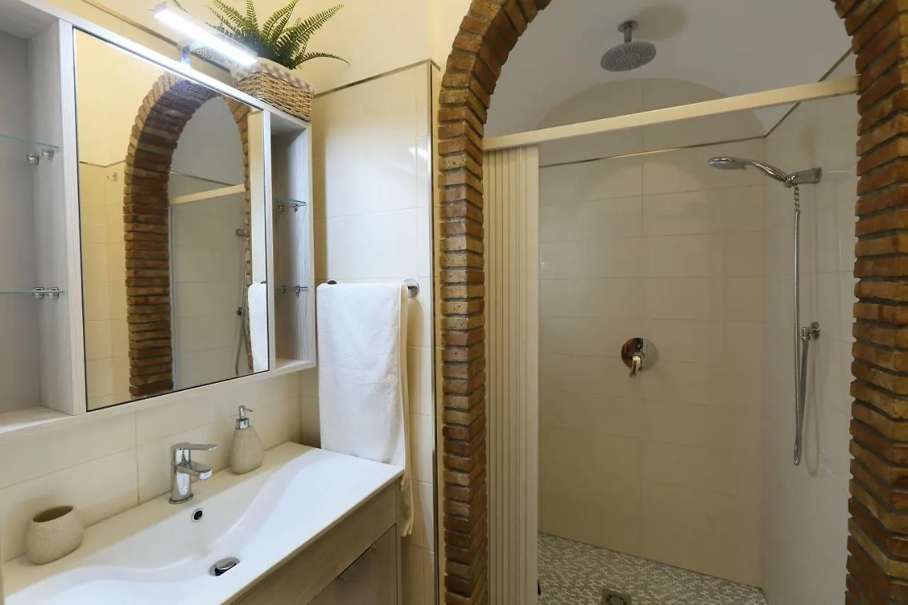 Trinacria House Apartment Taormina 0*,